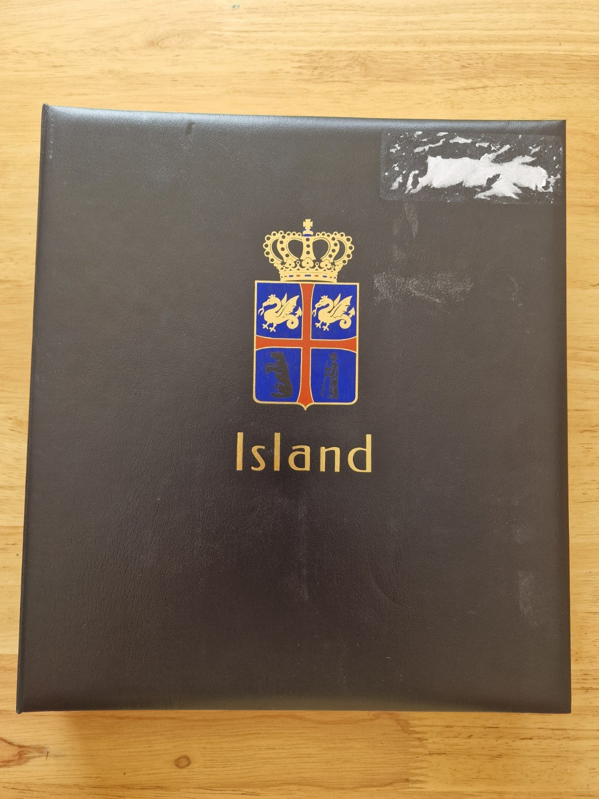 Valuable Iceland Superb Used Collection to 1989 in Davo Album