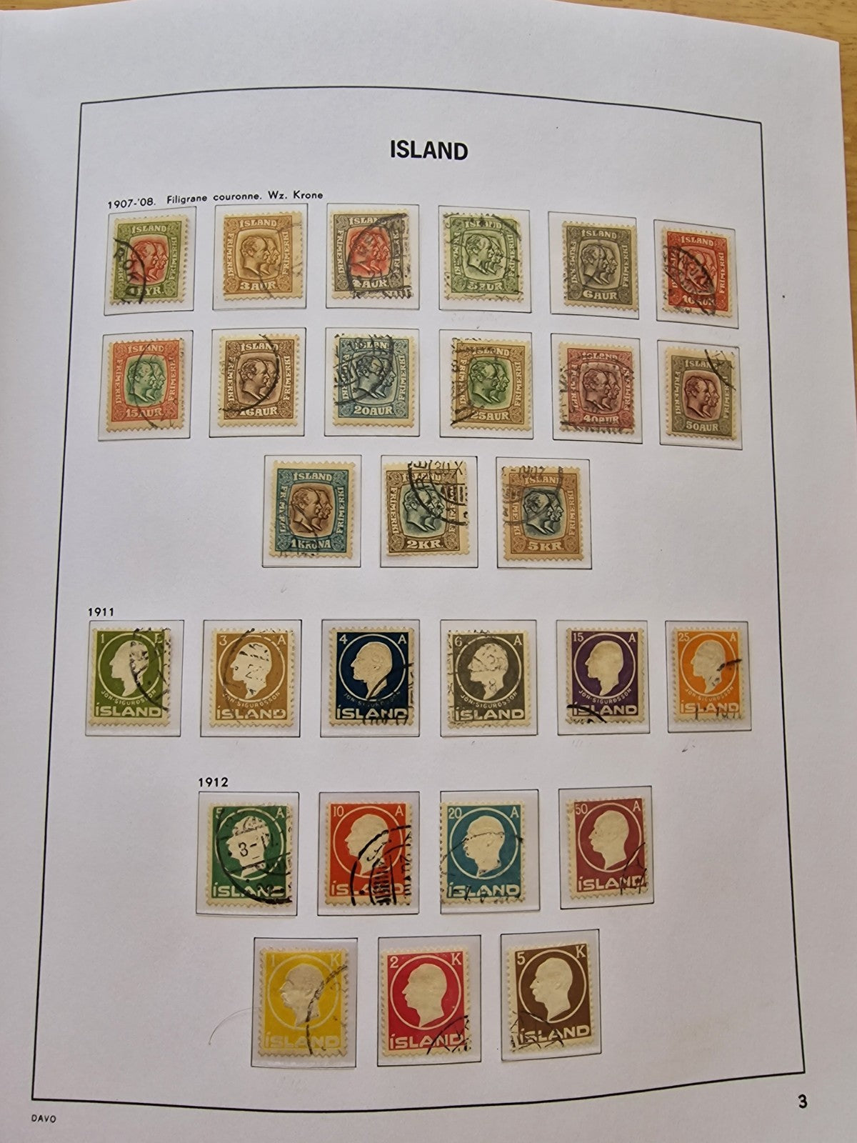 Valuable Iceland Superb Used Collection to 1989 in Davo Album
