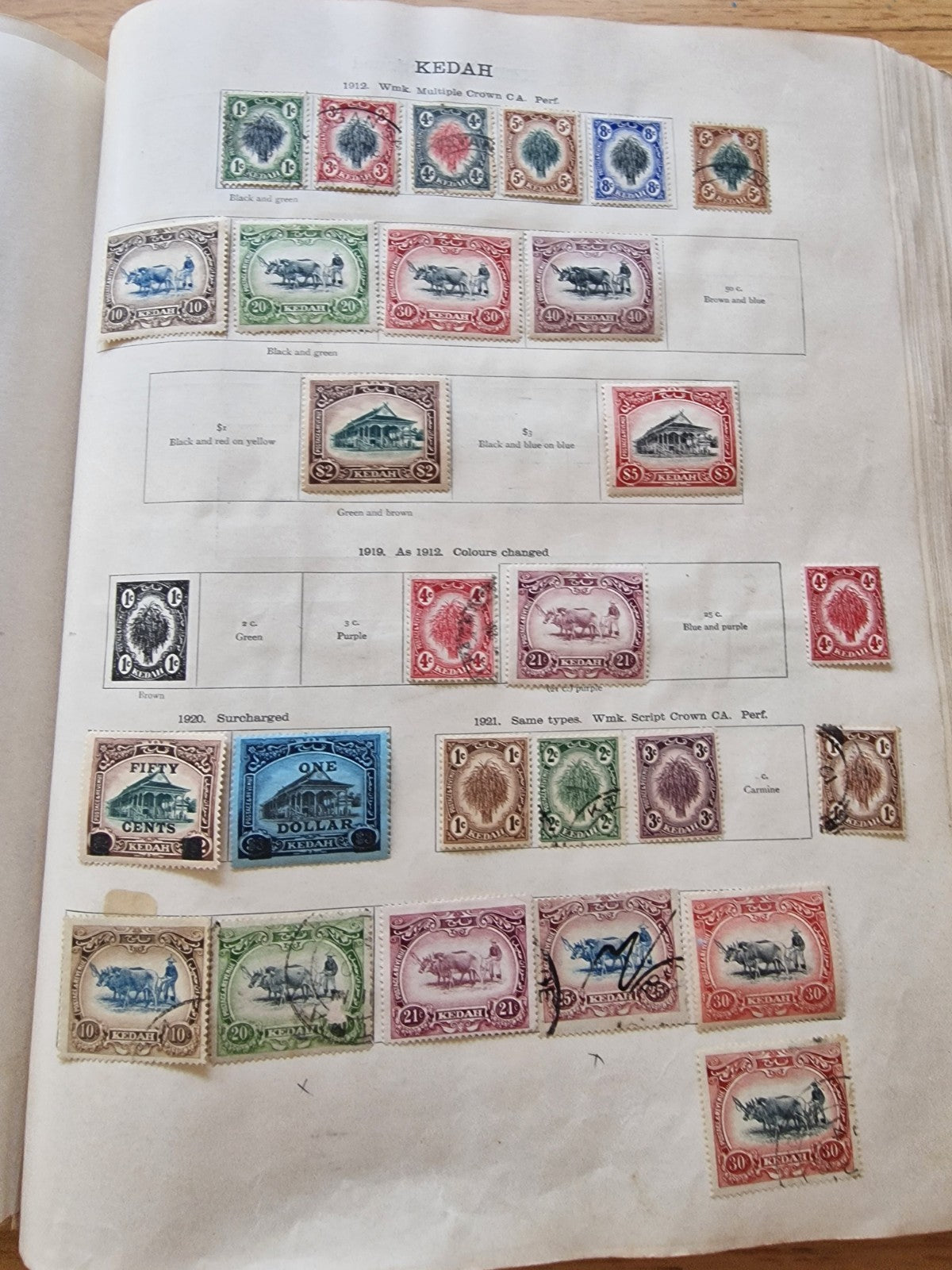 Commonwealth Stamp Collection in Well Filled New Ideal Album Huge Cat Value