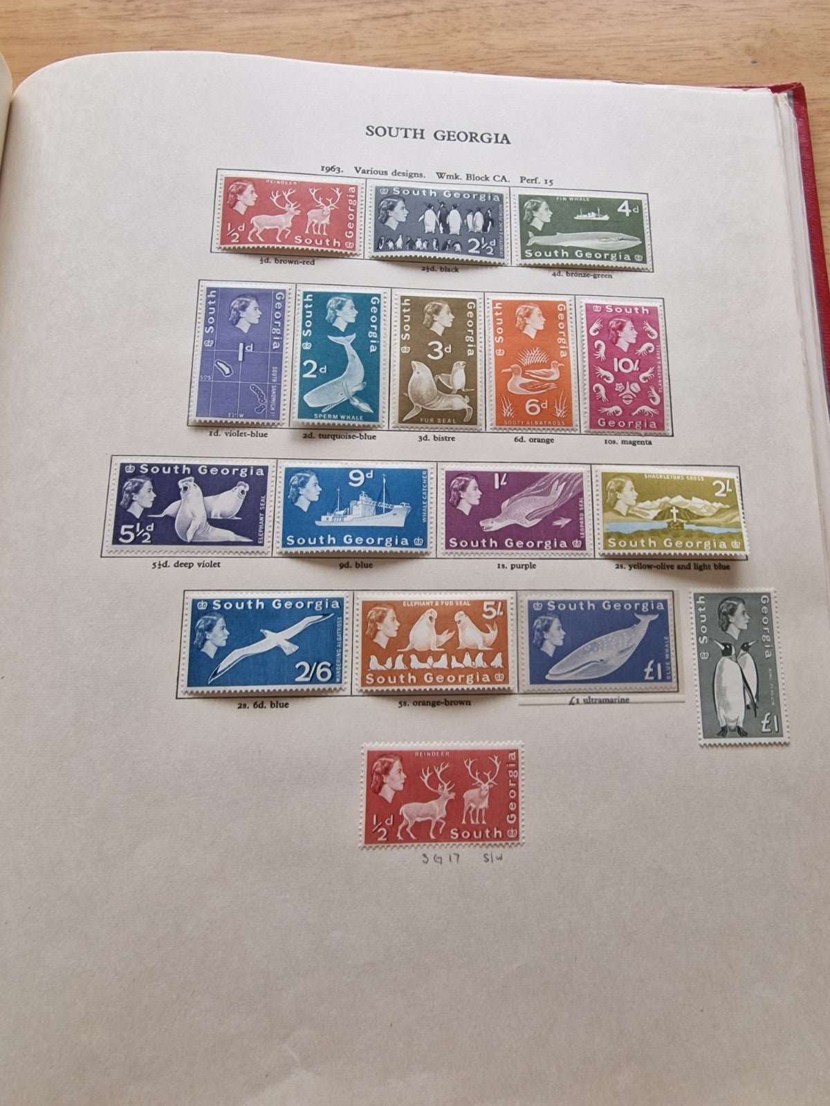 Superb QEII Mint Collection in 4 New Age Albums Cat £28,000++