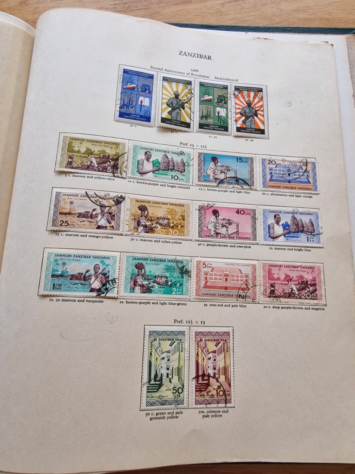 Superb QEII Used Collection in 4 New Age Albums Cat £18,500++