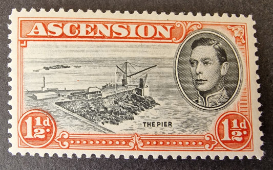 Ascension KGVI 1938-53 SG40ca 1½d Black & Vermillion P14 Davit Flaw Mint CV £350