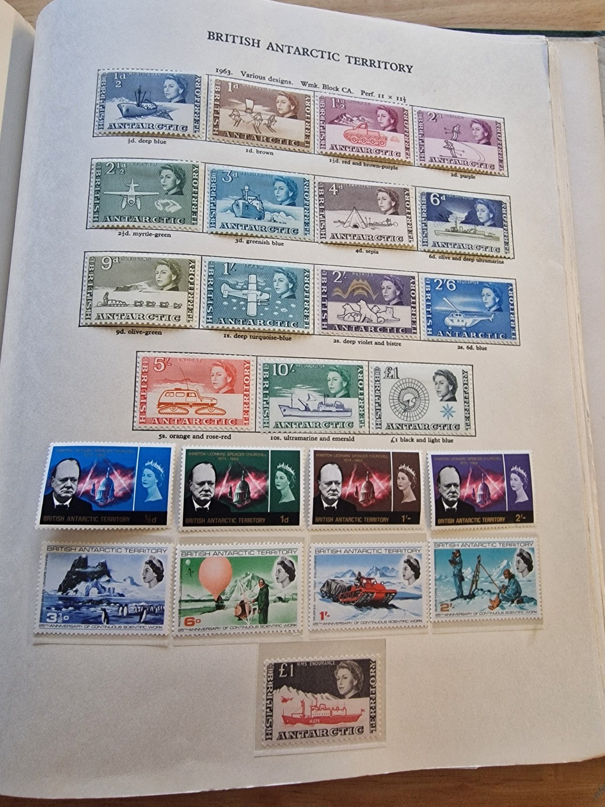 Superb QEII Mint Collection in 4 New Age Albums Cat £28,000++